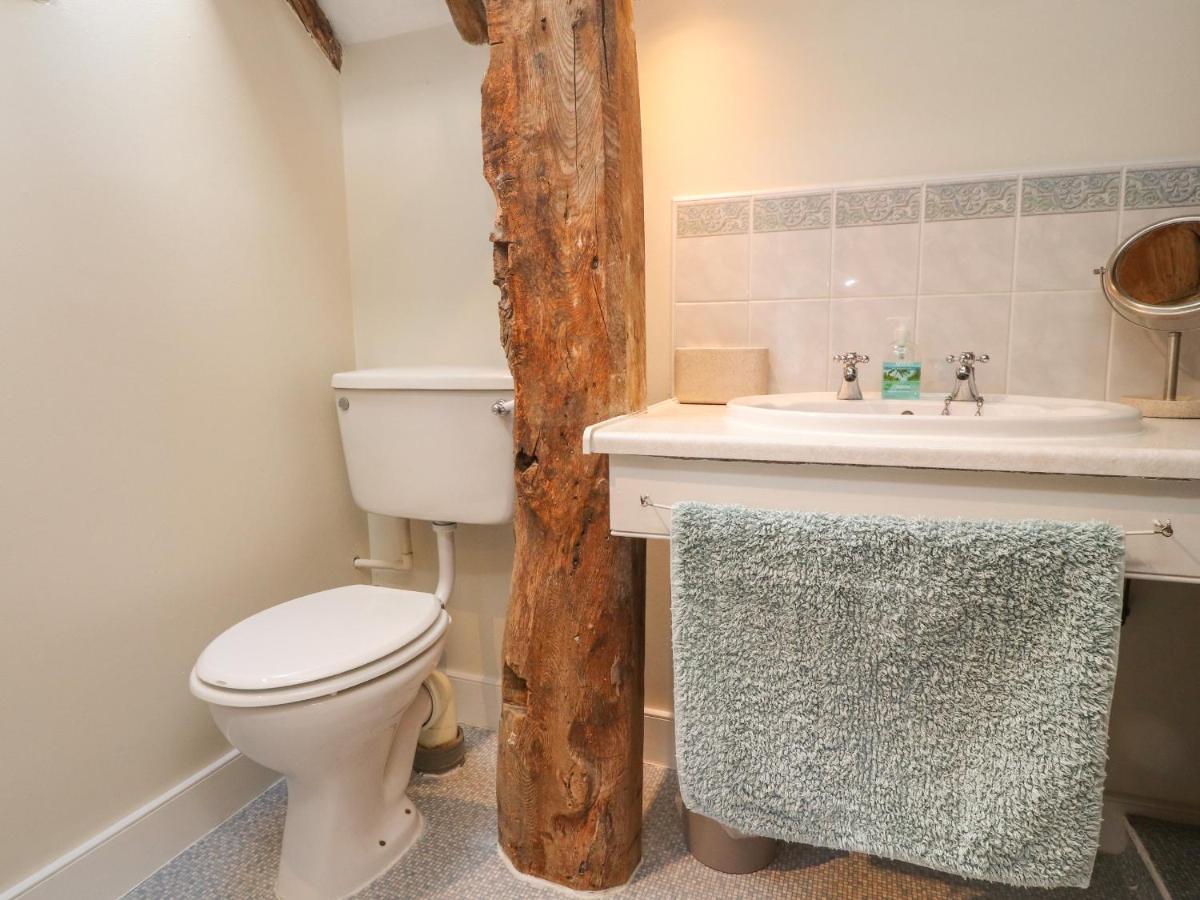 Beehive Cottage Bentham エクステリア 写真